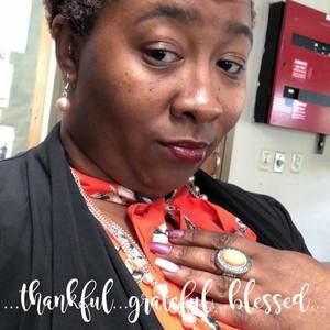 Meet your Posher, Tina